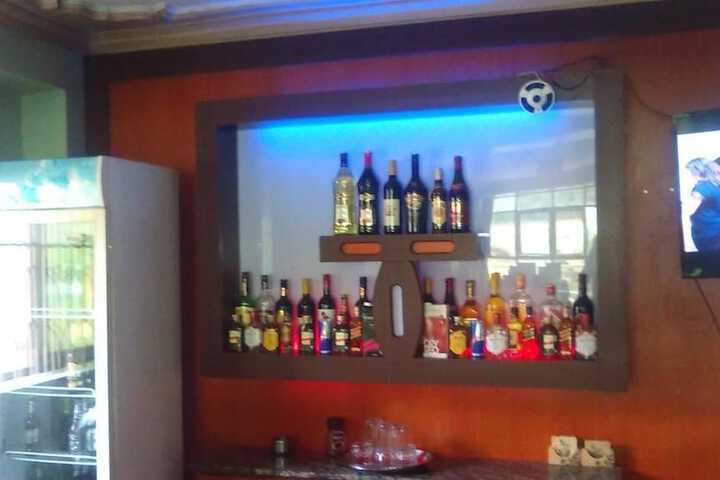 Lounge 19 of 21