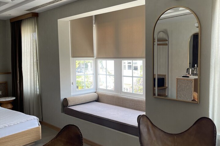 Room 19 of 64