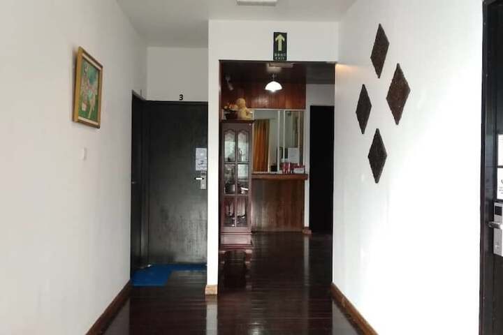 Hotel Interior 3 of 89