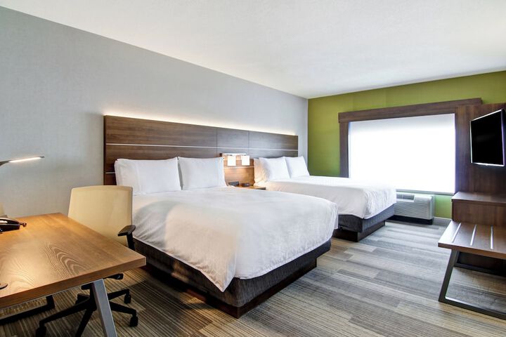 Room 15 of 63