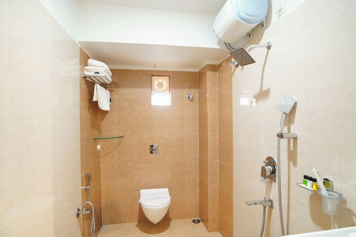 Room 45 of 83