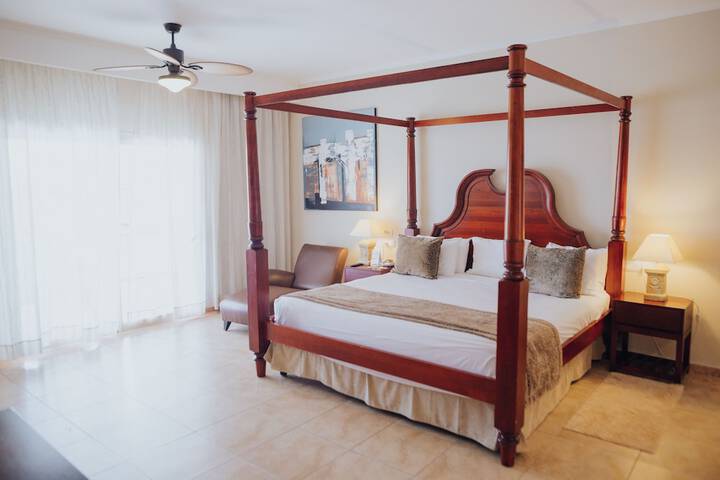 Room 84 of 276