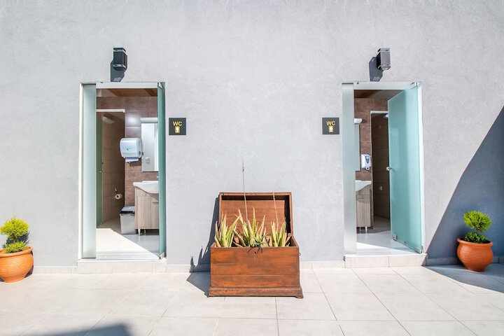 Terrace/Patio 8 of 28