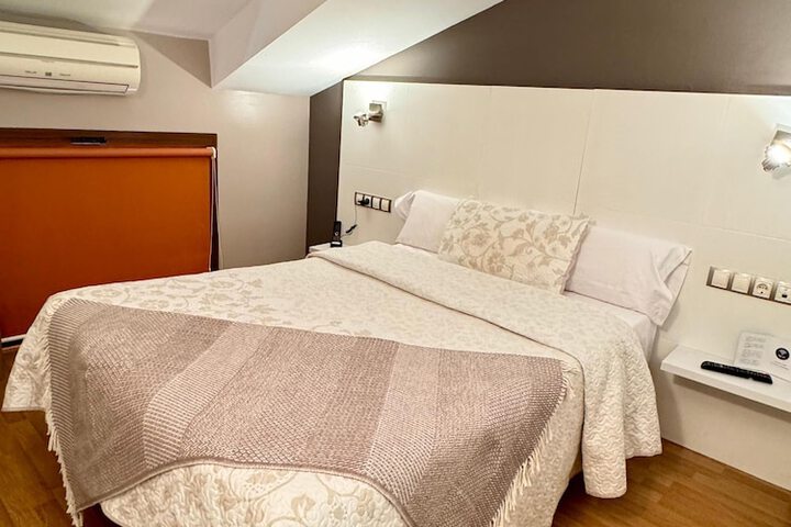 Room 20 of 101