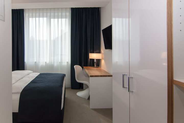 Room 40 of 75