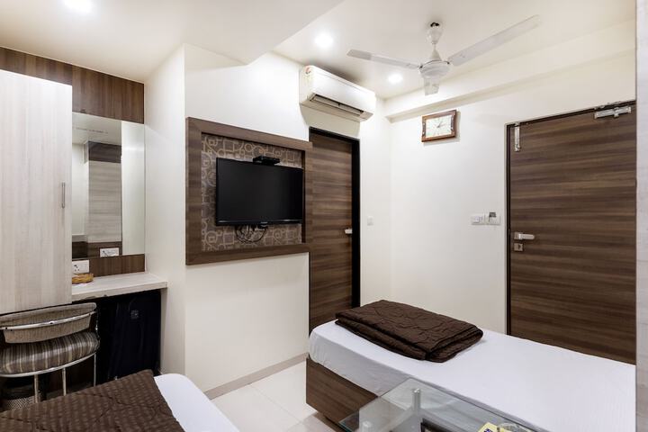Room 19 of 52