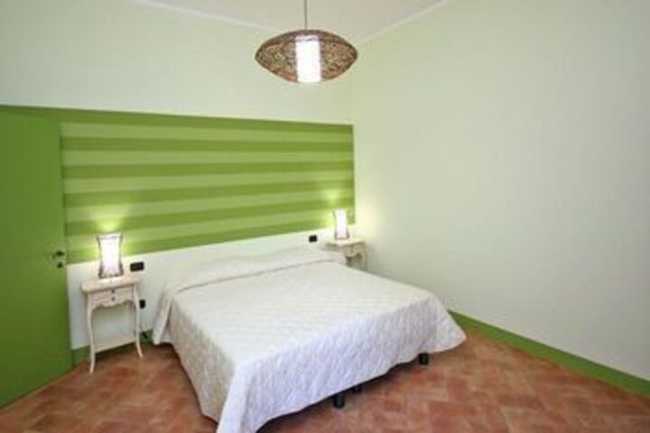 Room 15 of 51