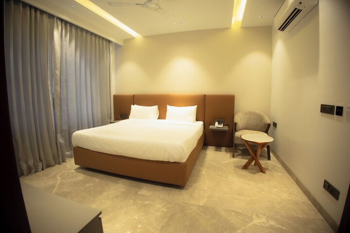 Room 15 of 47