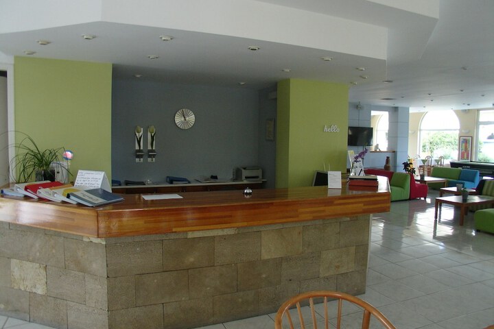 Hotel Interior 4 of 29