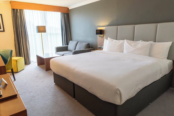 Room 50 of 292