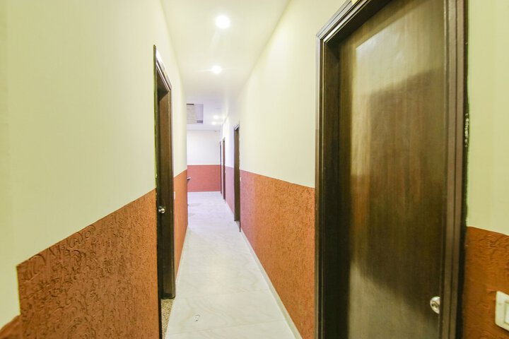 Hotel Interior 7 of 27