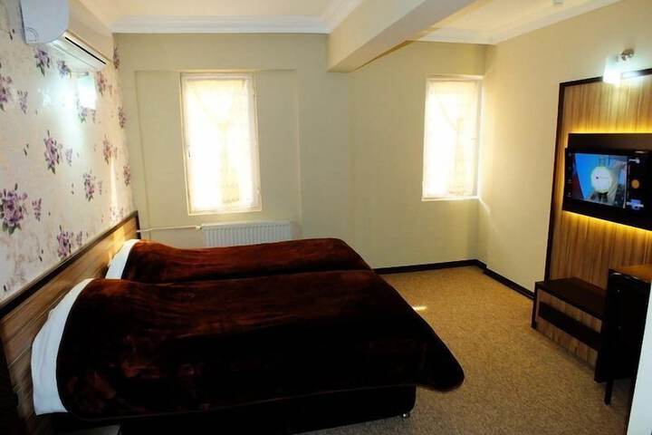 Room 8 of 21