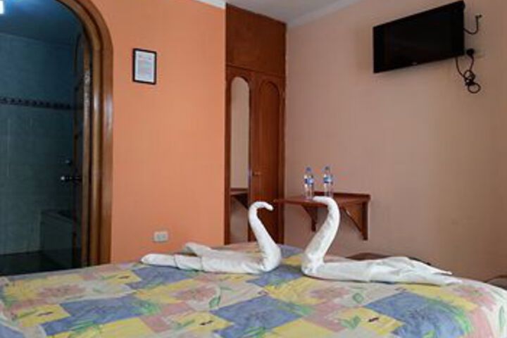 Room 9 of 15