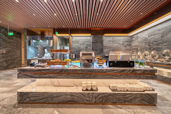 Dining Photos