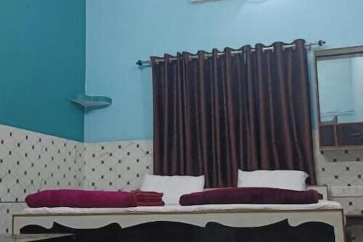 Room 29 of 43