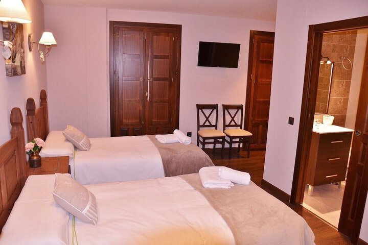 Room 6 of 30