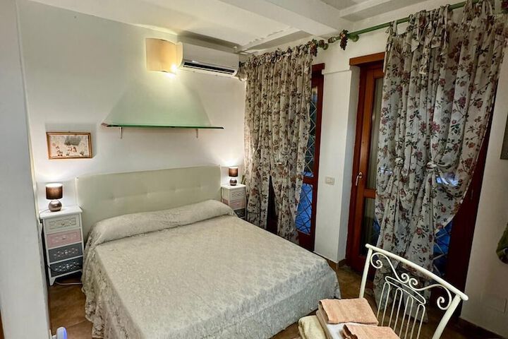 Room 16 of 29