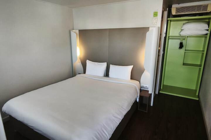 Room 20 of 61