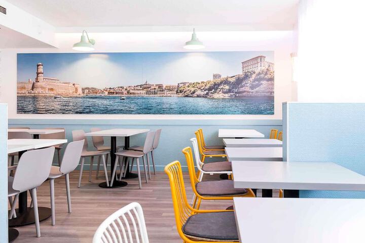 Breakfast area