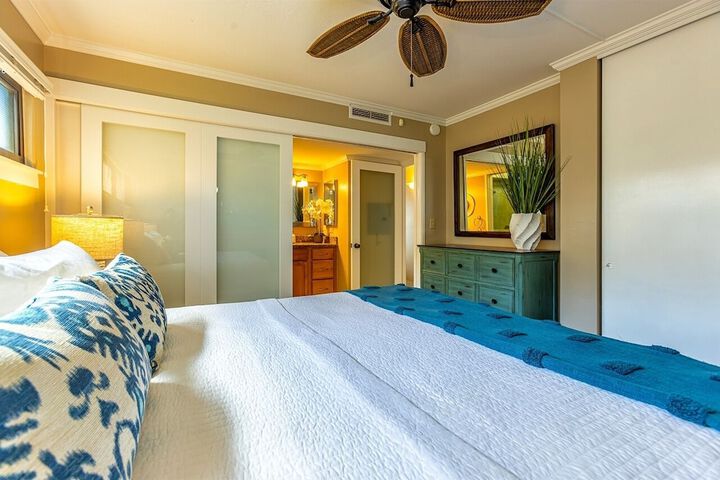Room 17 of 230