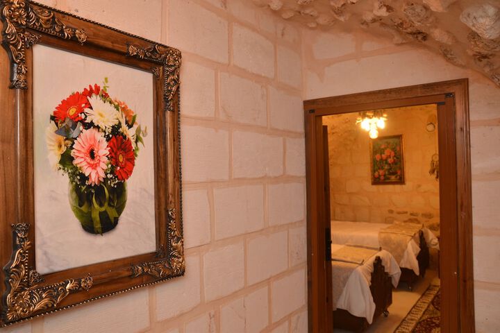 Room 2 of 57