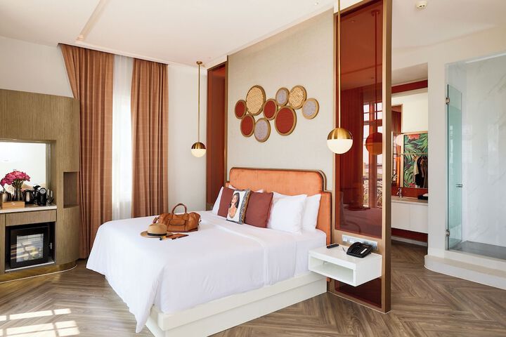 Room 21 of 70