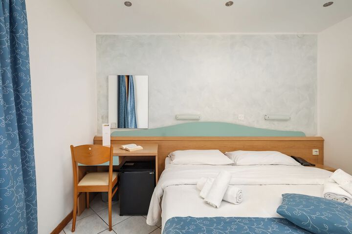 Room 8 of 56