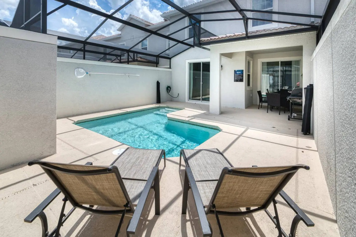 Pool 12 of 14
