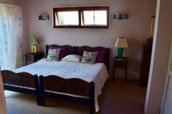 Room 3 of 48