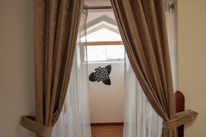 Room 16 of 182