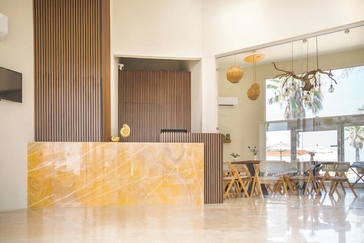 Exterior of Hotel Carasol Villas & Suite