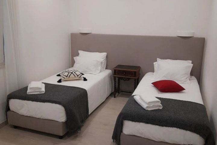 Room 6 of 21