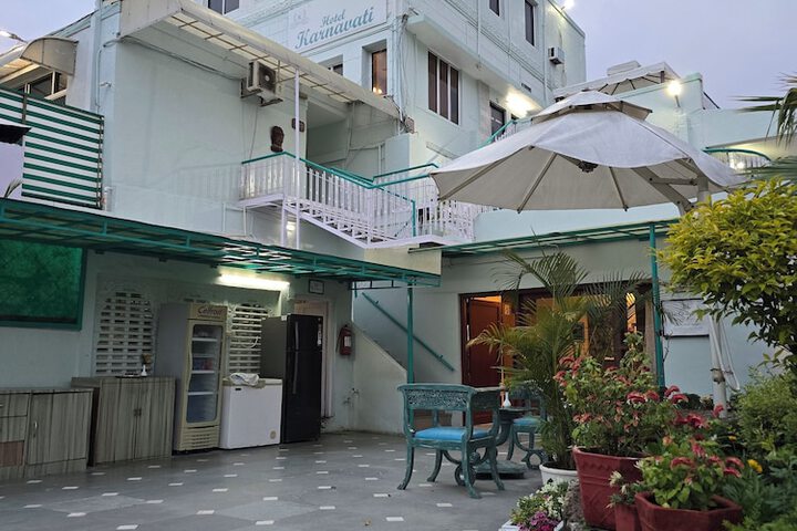 Hotel 70 of 80