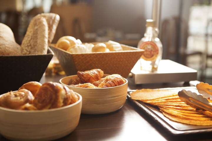 Breakfast/Coffee Service 41 of 63