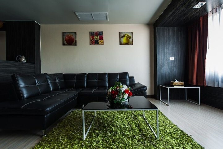 Room 12 of 41