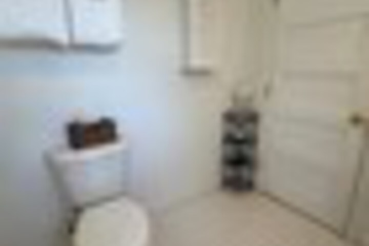 Room 173 of 297