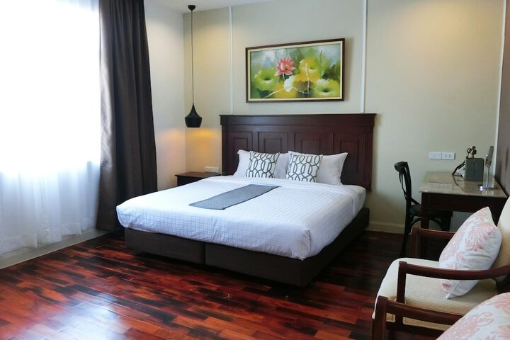 Bloom Boutique Hotel and Cafe