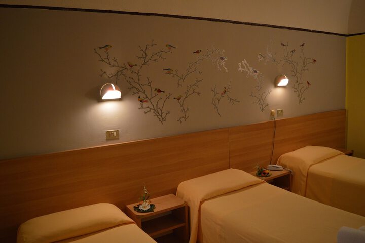 Room 22 of 40