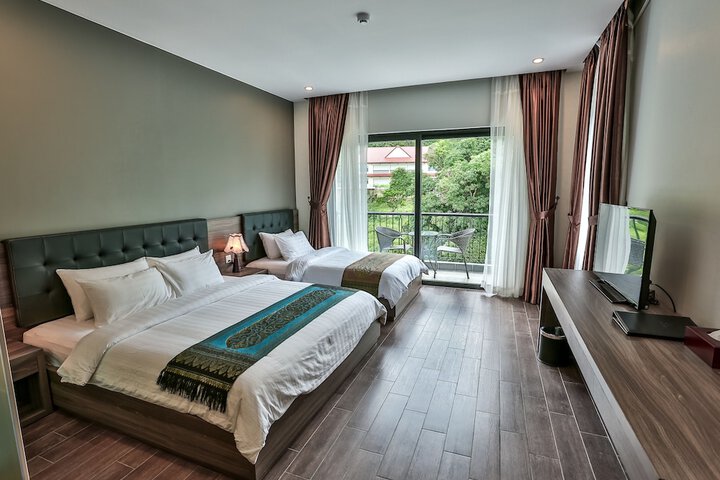 Room 26 of 145