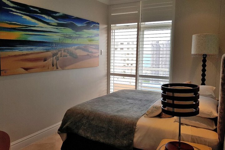 Room 4 of 49