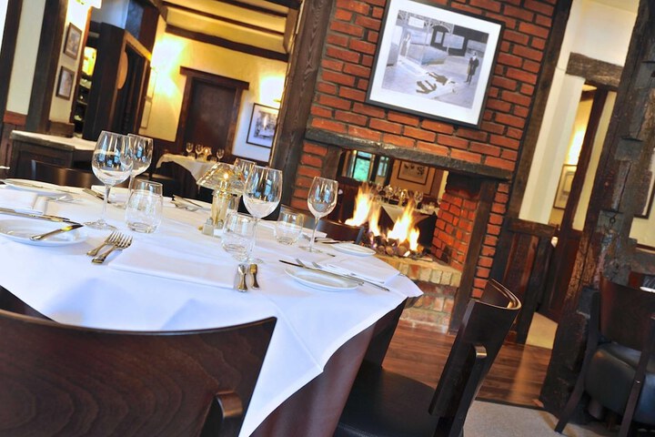 Dining 50 of 68