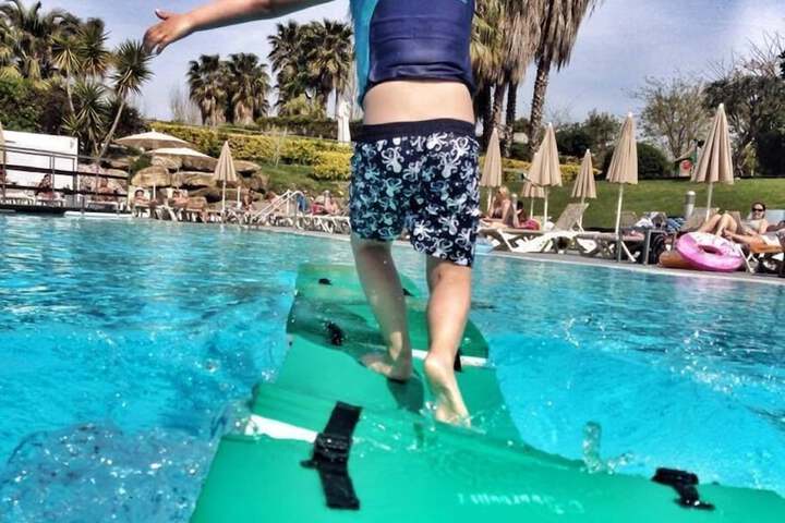 Hotel Pool