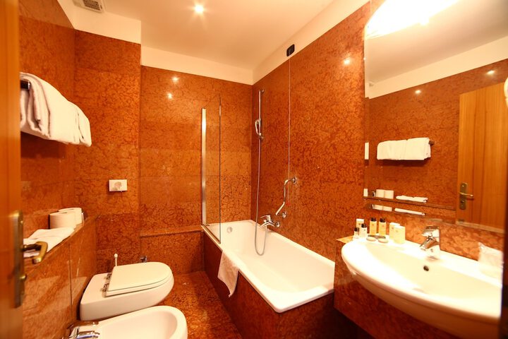 Clean Restrooms