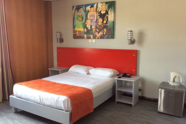 Room 15 of 39