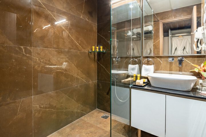 Room 20 of 51