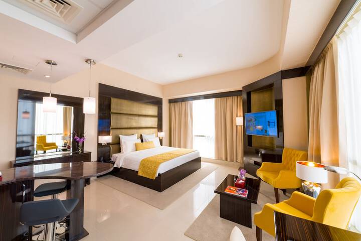 Room 5 of 86