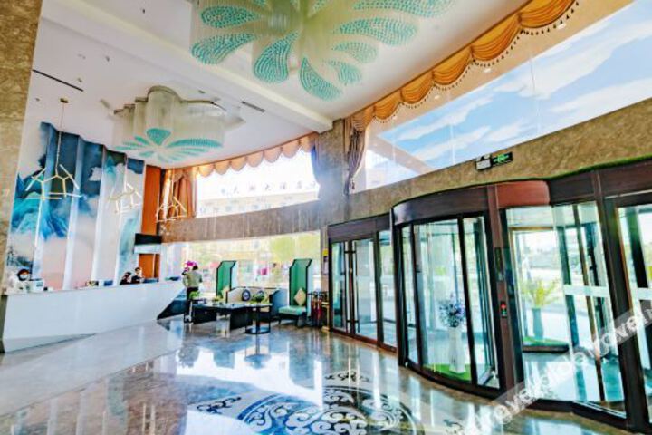 Hotel Interior 10 of 24
