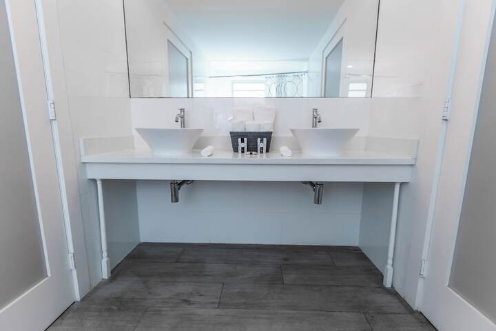 Clean Restrooms