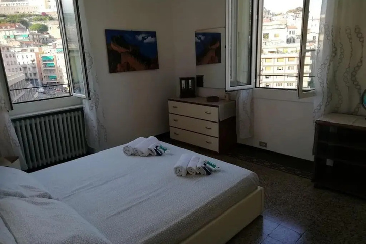 Room 3 of 3