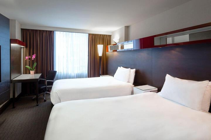 2 Double Beds (2 of 5)